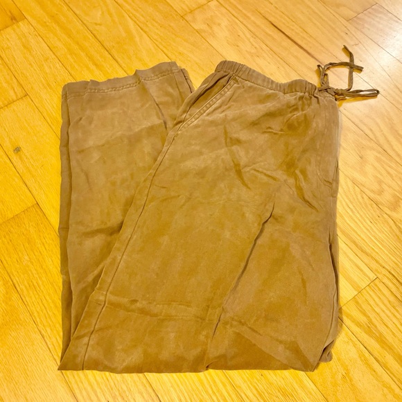 JM Collection Petite Dark Khaki Pants - Picture 1 of 12